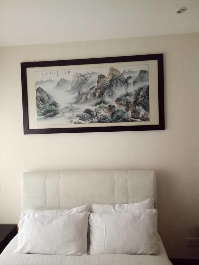 Peaceful Service Suite At Taragon Putri Bintang Куала Лумпур Екстериор снимка